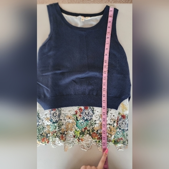 Anthropologie Moth Layered Sleeveless Knit Sweater Vest Top W/ Lace Trim XS. - Picture 4 of 7